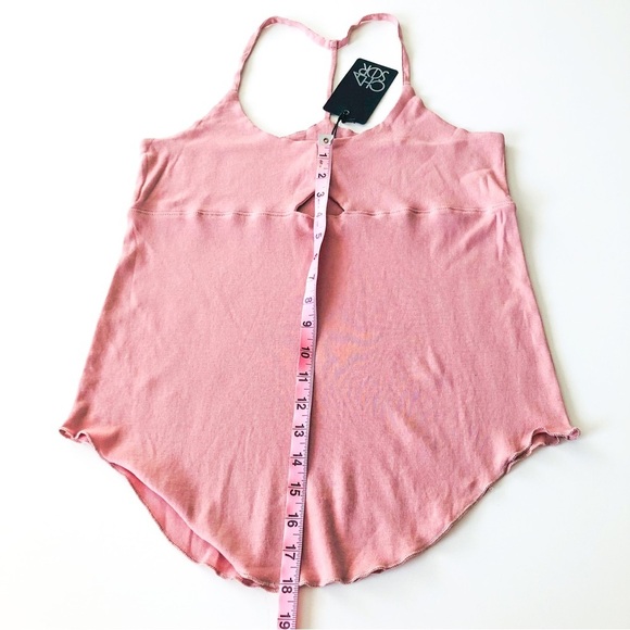 Chaser Baby Rib Spaghetti Back Tank Size Medium NWT - Picture 11 of 13